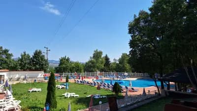 Басейн Хъшове