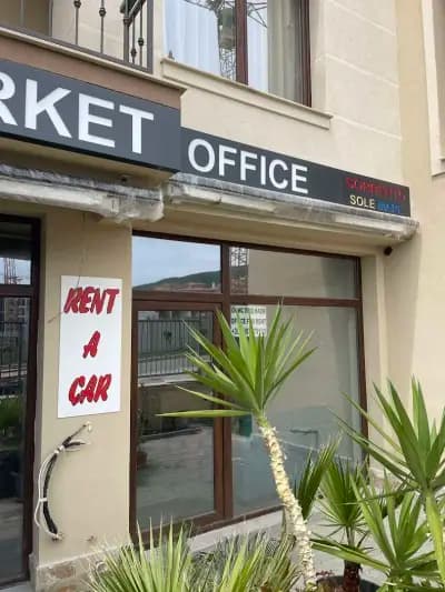 Rent A Car Nick Saint Vlas