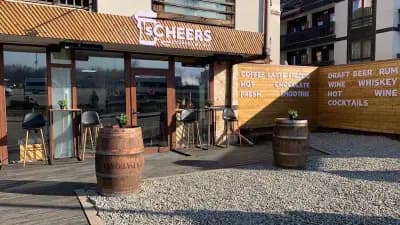 sCHEERS Bar&Coffee