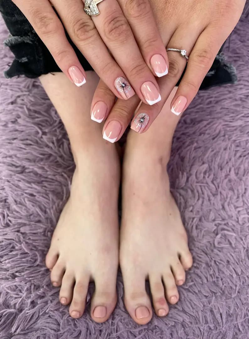 Diiqna nails