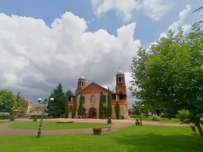Православен храм „Света Богородица — Живопремний източник“