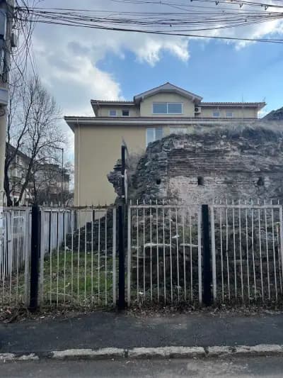 Стара Римска Баня