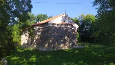 Храм „Св. св. Петър и Павел”