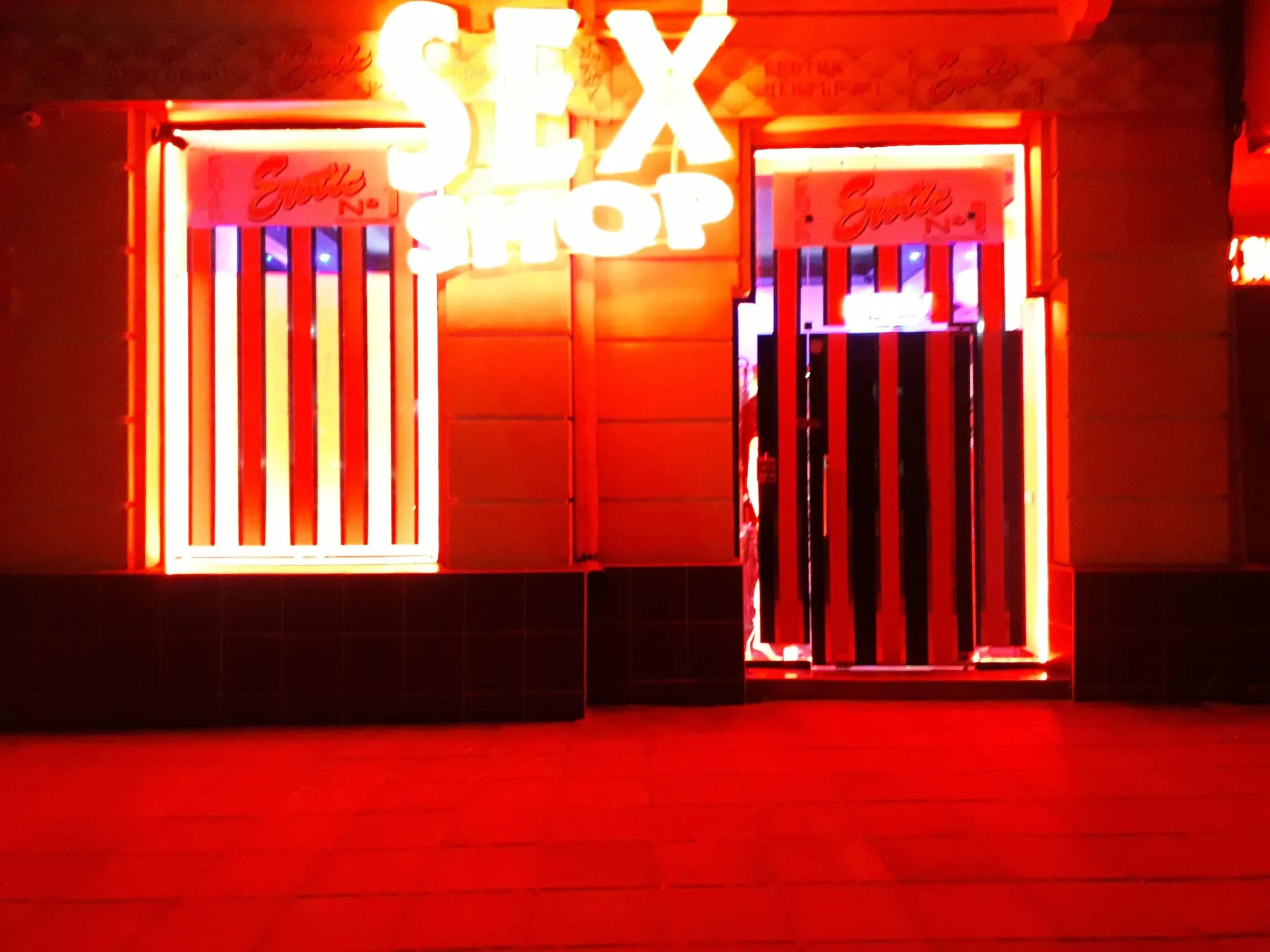 Sex Shop Erotic Center No.1