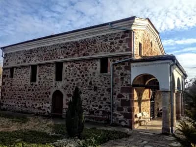 Храм "Св.Николай Мирликийски"