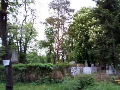 Храм „Успение Богородично“