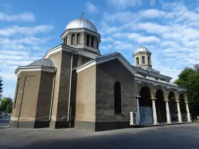 Храм „Успение Богородично“