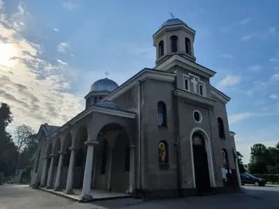 Храм „Успение Богородично“