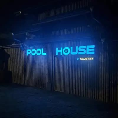 Pool House by Club 147