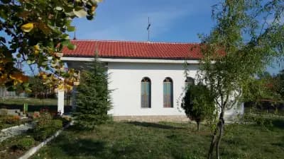 Храм "Св. Петка Търновска"