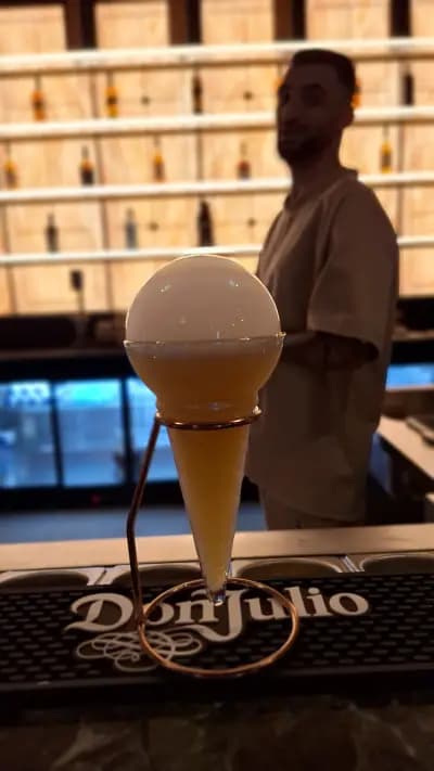 Divine Bar