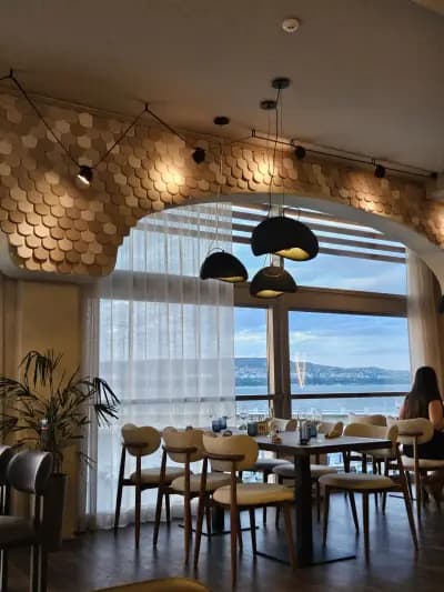 MORE Marina Restaurant