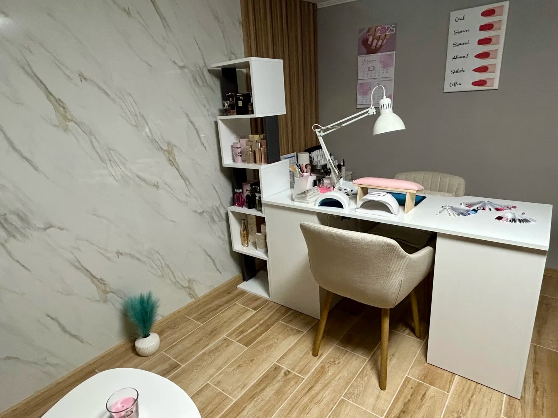 Desi Nail Studio