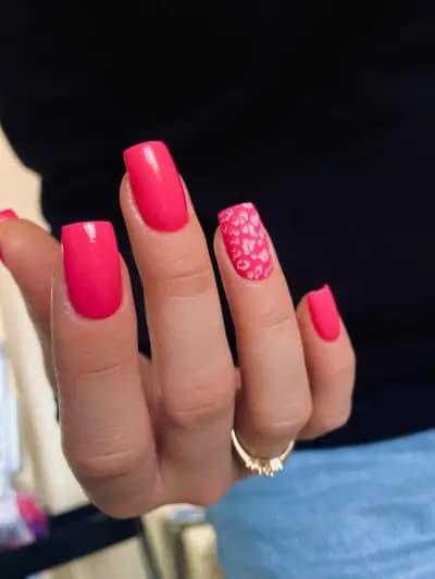 NAIL STUDIO LAKOM POMAZANO