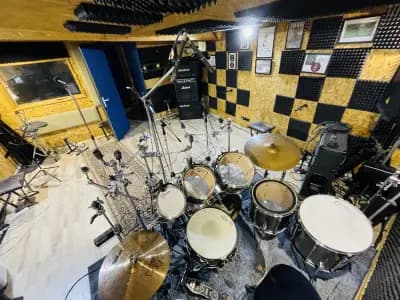 President studio