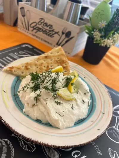 "Вкусно"Food and bar