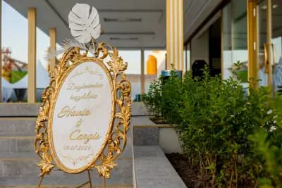 Saray Palas