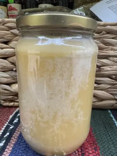 Мед, домашни сладка и сувенири от Родопите