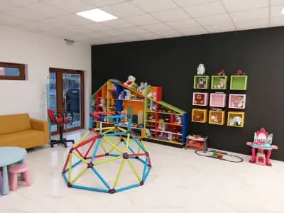 ПЪЗЕЛ - детски фризьорски салон