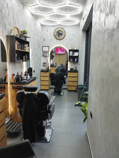 Double M Barbershop