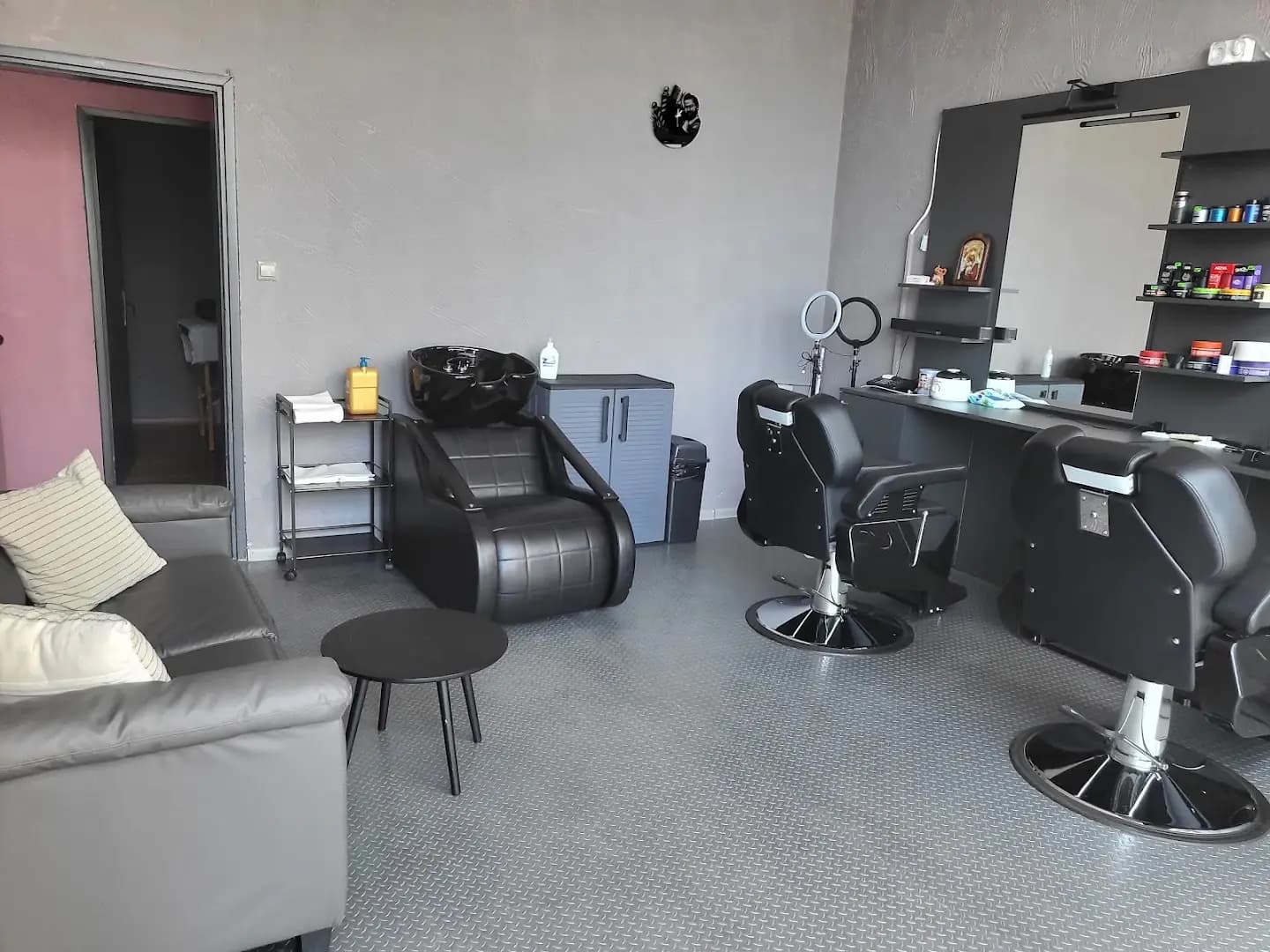 Barber shop Over & Over