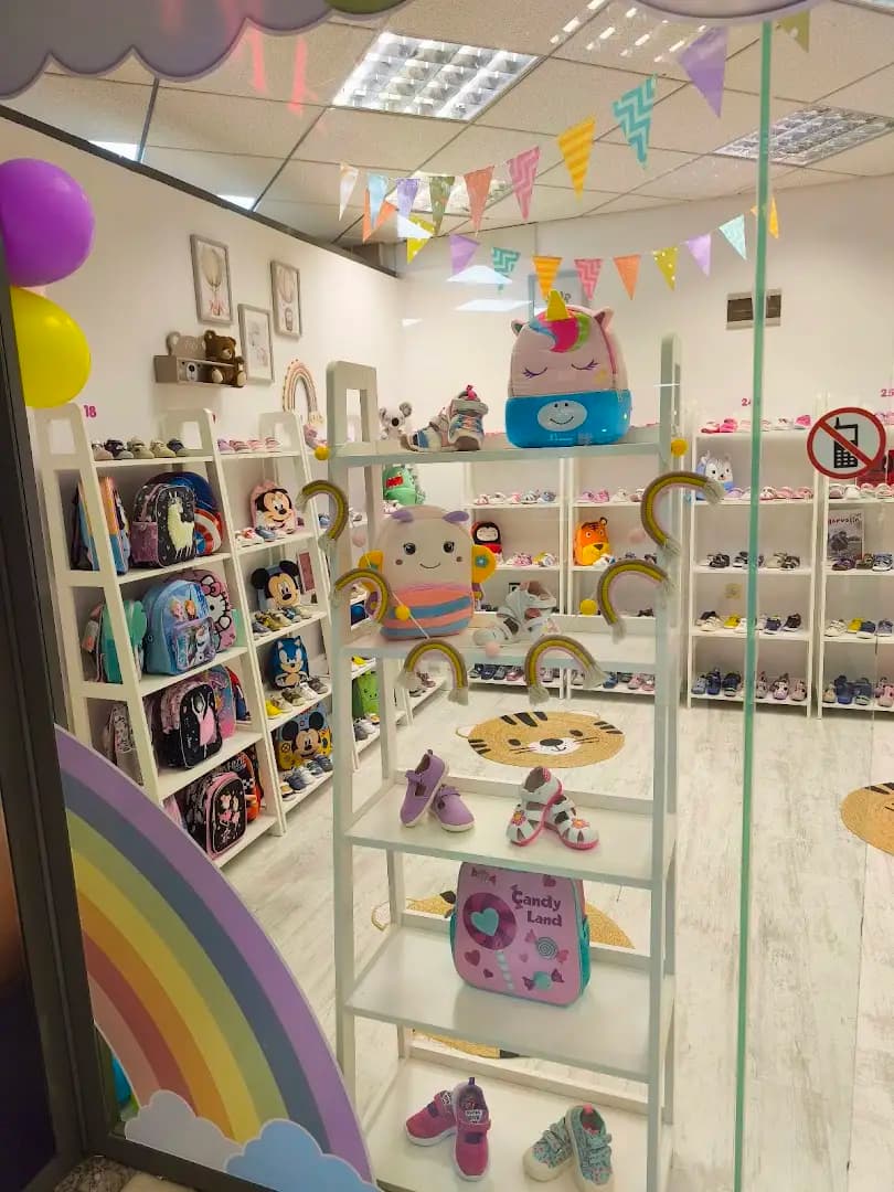 Мал4оландия - бебешки/детски обувки