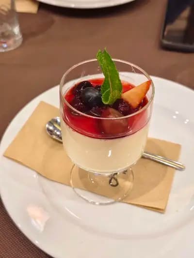 Attitude - Food & Wine