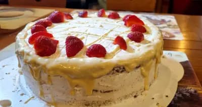 РЕСТОРАНТ ЕРДИНЧЕ - ИЗГРЕВ (Erdinche Restaurant)