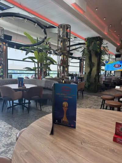 Happy Bar & Grill Lyulin