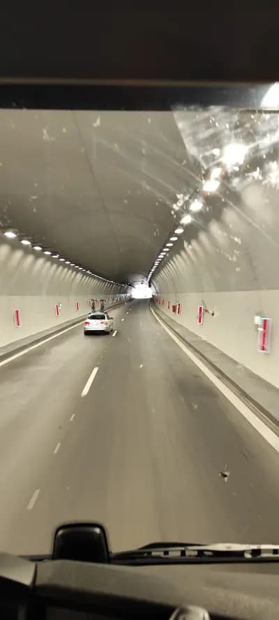 Тунел „Железница“ (път I-1)