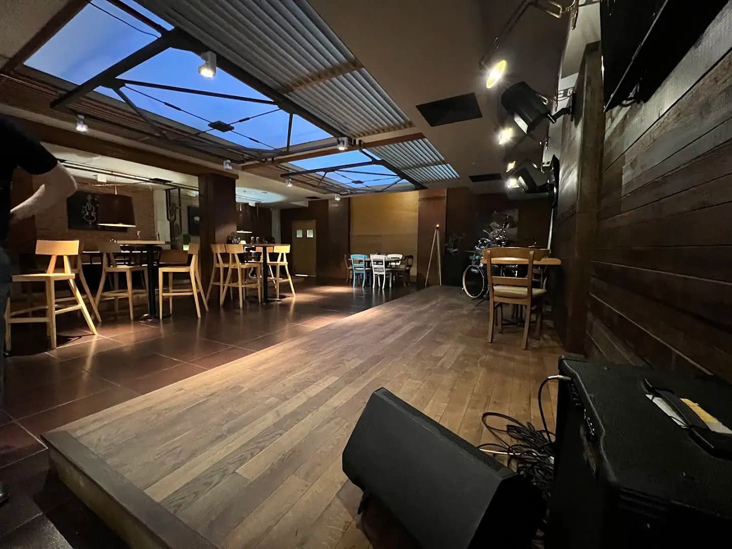 ШаNo5 craft beer brewpub