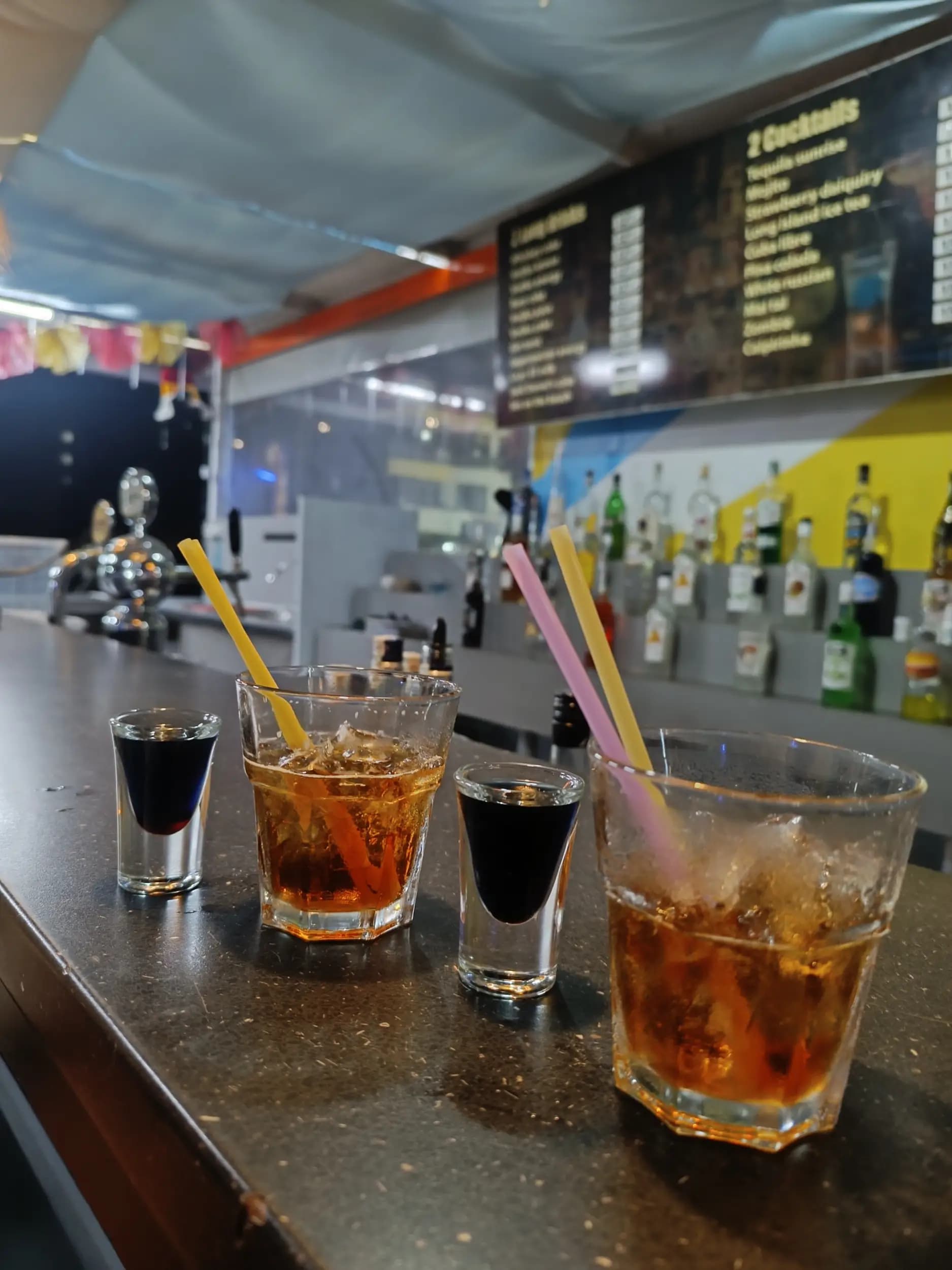 Cocktail bar “Hawaii” Коктейл бар “Хавай”