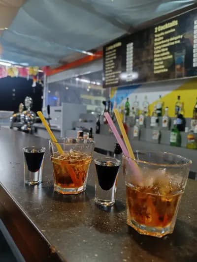 Cocktail bar “Hawaii” Коктейл бар “Хавай”