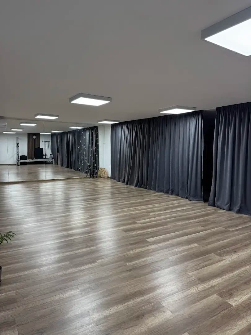 Unique Fitness Studio | Пилатес| Реформер| Фитнес във Варна