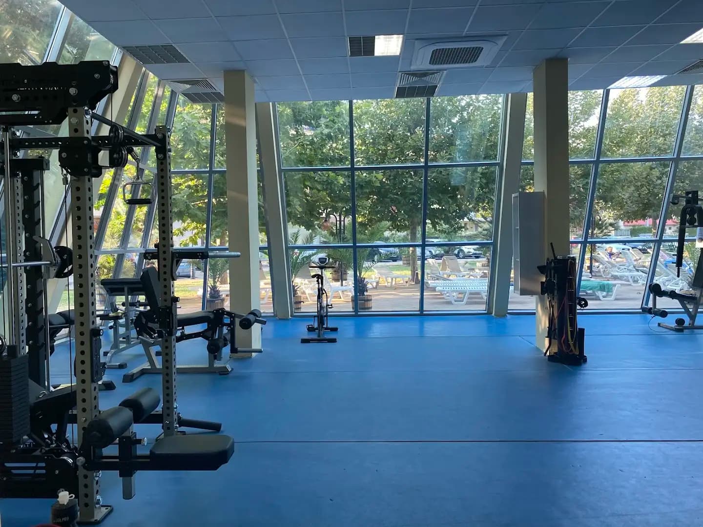 GYM PALACE