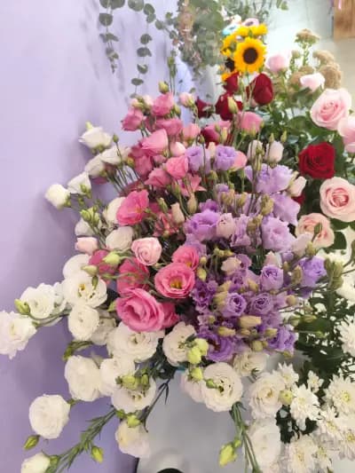 Цветарски магазин "Bloomsy Flowers"