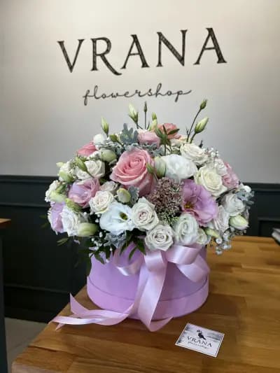 Цветарски магазин "Врана" (Vrana flowershop & bar)