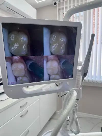 Д-р Атанас Гайдаров - зъболекар / Dr. Gaidarov - dentist