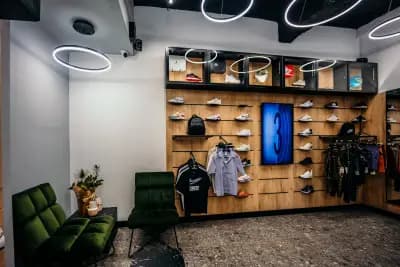 Airhouse Sportswear Store