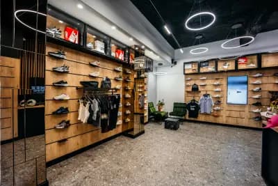 Airhouse Sportswear Store