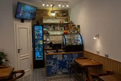 Tiny cafe 44