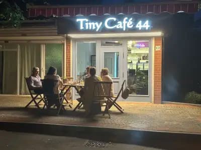 Tiny cafe 44