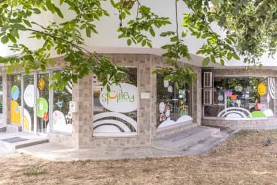 Детски парти център Smiley