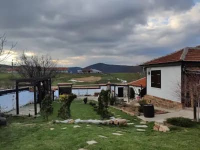 Чакаловата къща
