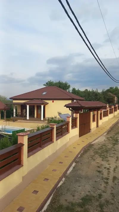 Къща за гости "Арт Оазис"