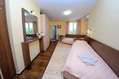 Omaya Guest house Klokotnica - Къща за гости "Омая"