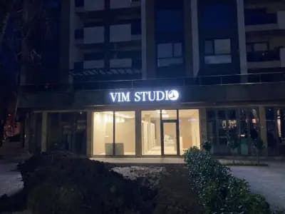 VIM Studio Център
