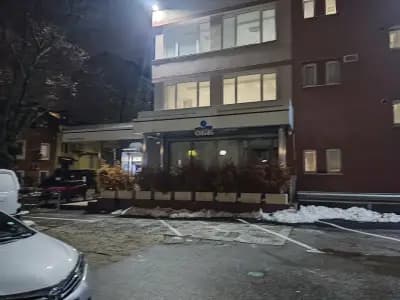 ОББ клон Тунджа - бизнес център за клиенти с годишен оборот над 1 млн. евро