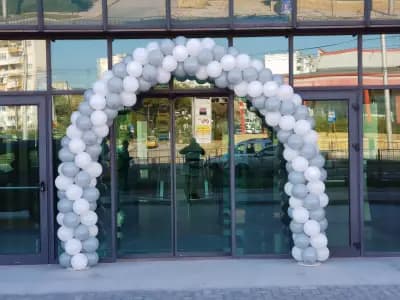 Бизнес Център - бивш ПФОЕ Мол/Mall Varna