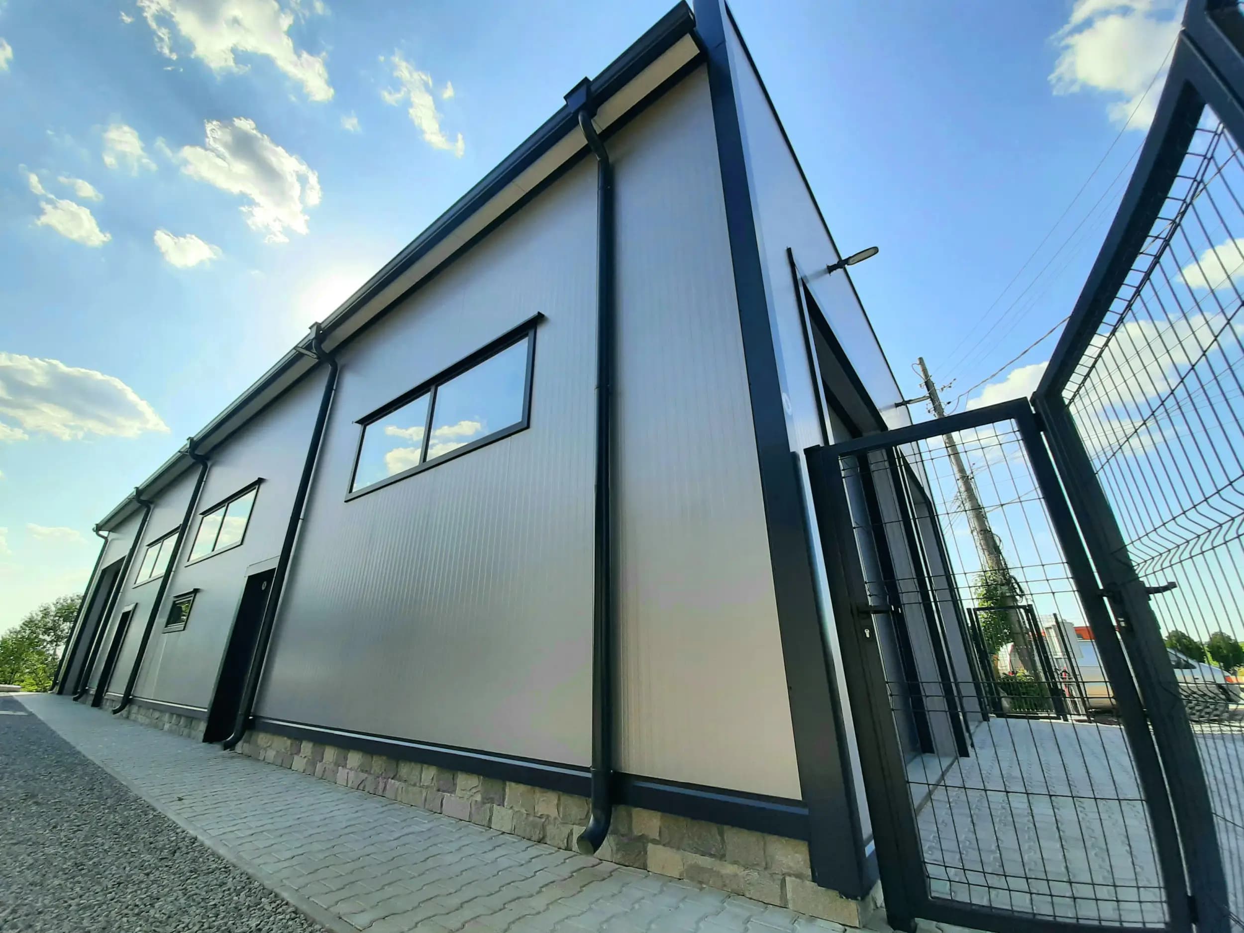 Автосалон "ДЕСКО"